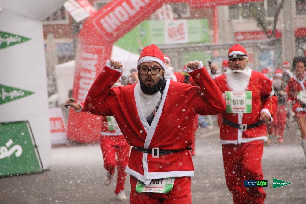 Galería de la Carrera de Papá Noel, entraeda en meta desde el minuto 27 al 37