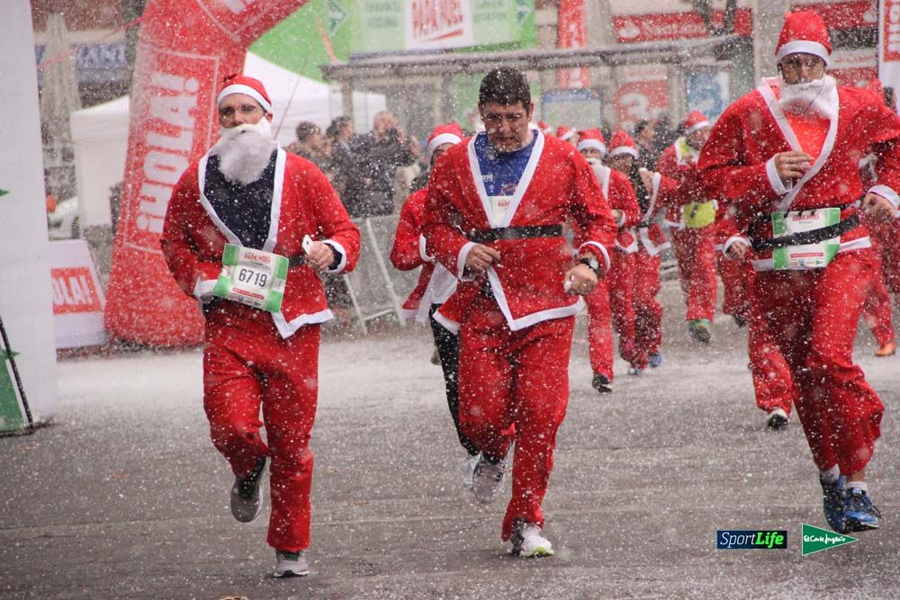 Galería de la Carrera de Papá Noel, entraeda en meta desde el minuto 27 al 37