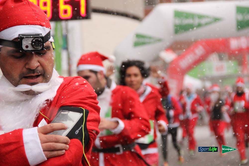 Galería de la Carrera de Papá Noel, entraeda en meta desde el minuto 27 al 37