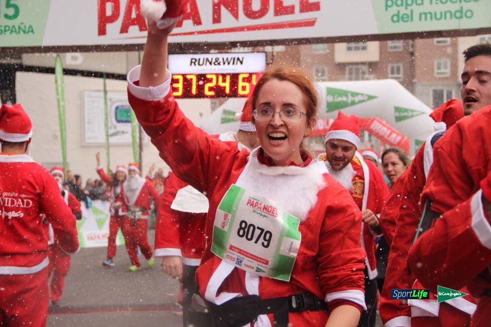 Galería de la Carrera de Papá Noel, entraeda en meta desde el minuto 27 al 37