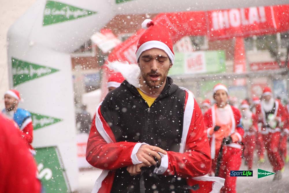 Galería de la Carrera de Papá Noel, entraeda en meta desde el minuto 27 al 37
