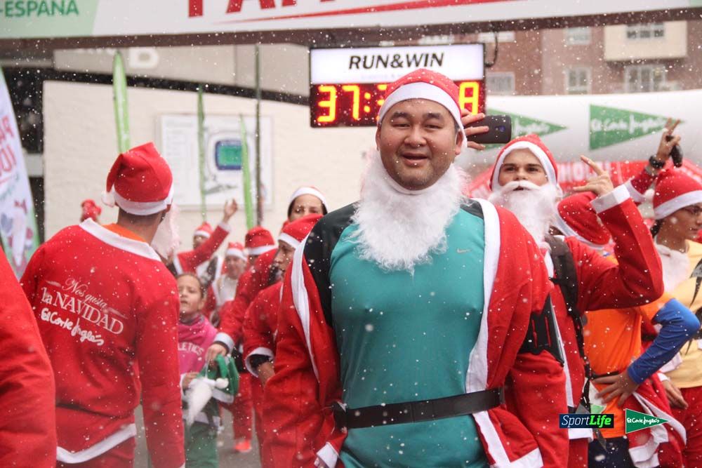 Galería de la Carrera de Papá Noel, entraeda en meta desde el minuto 27 al 37