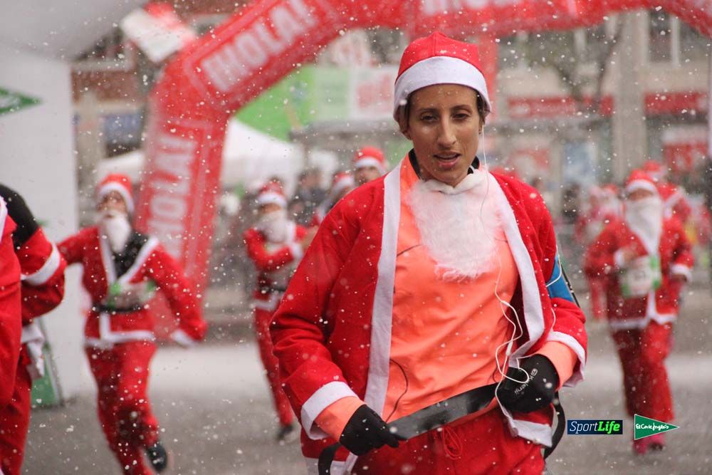 Galería de la Carrera de Papá Noel, entraeda en meta desde el minuto 27 al 37
