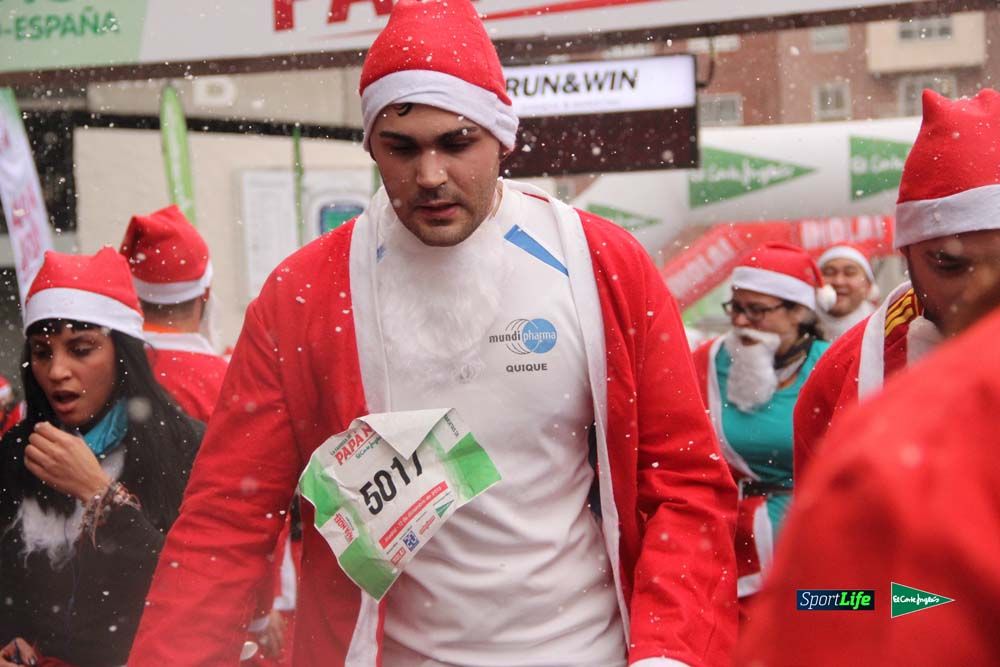 Galería de la Carrera de Papá Noel, entraeda en meta desde el minuto 27 al 37