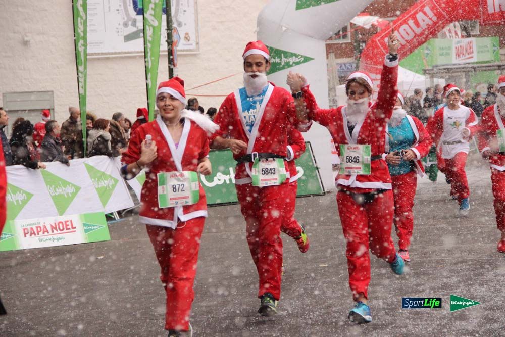 Galería de la Carrera de Papá Noel, entraeda en meta desde el minuto 27 al 37