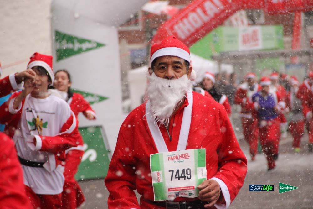 Galería de la Carrera de Papá Noel, entraeda en meta desde el minuto 27 al 37