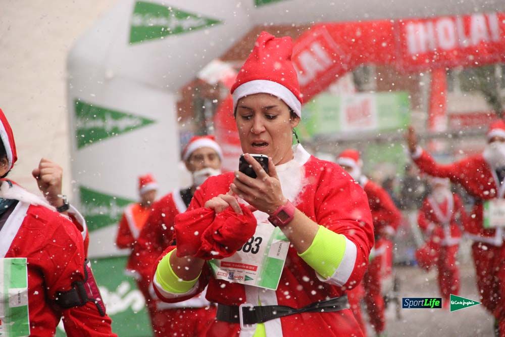 Galería de la Carrera de Papá Noel, entraeda en meta desde el minuto 27 al 37