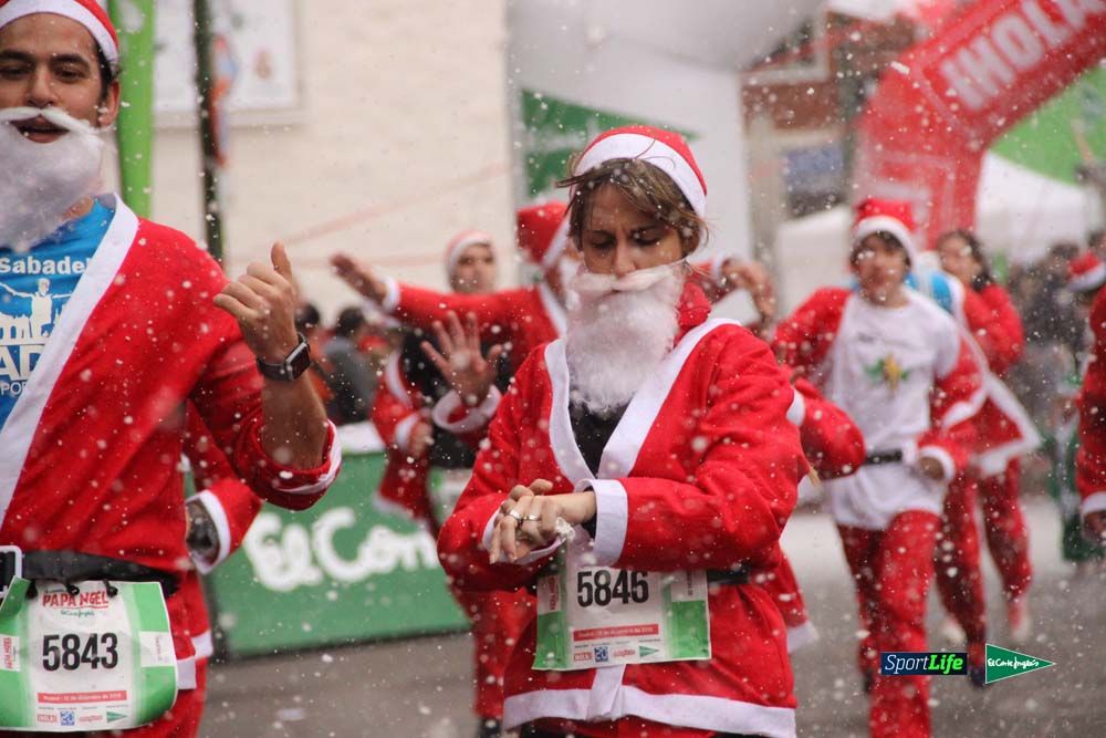 Galería de la Carrera de Papá Noel, entraeda en meta desde el minuto 27 al 37