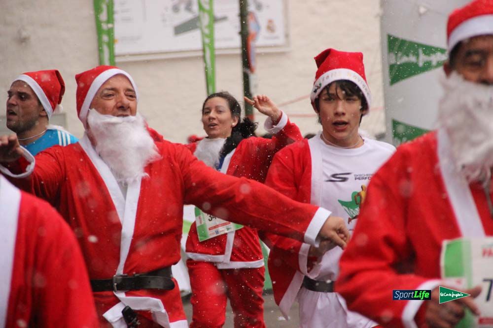 Galería de la Carrera de Papá Noel, entraeda en meta desde el minuto 27 al 37