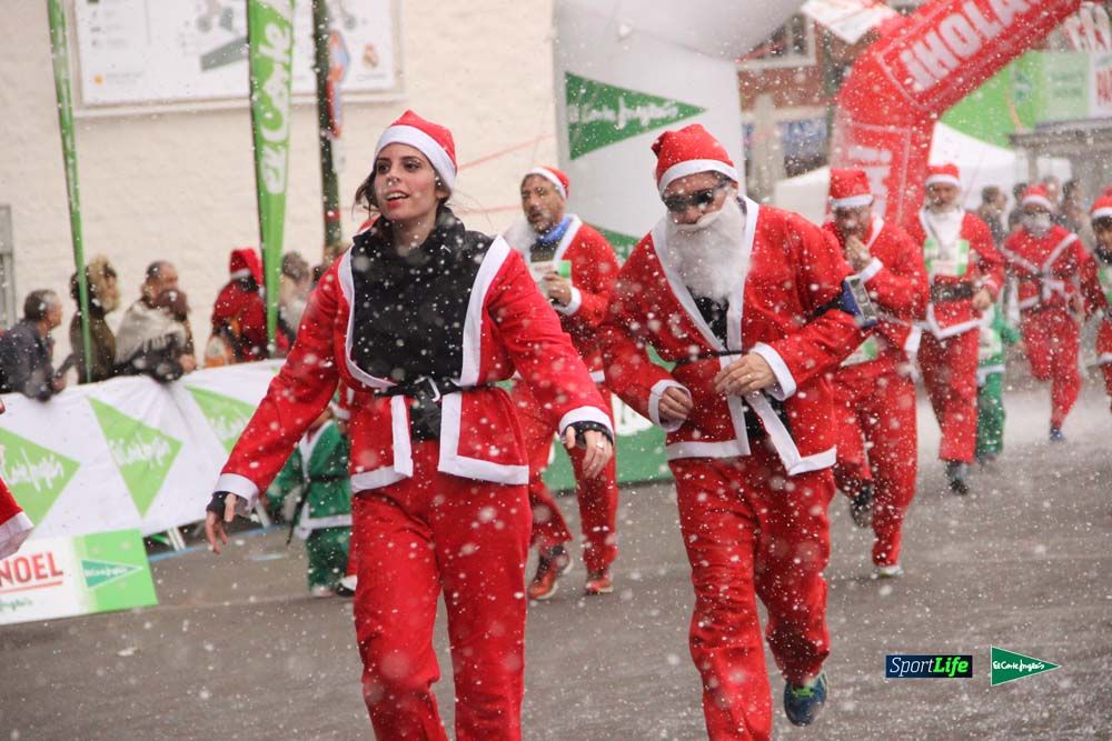 Galería de la Carrera de Papá Noel, entraeda en meta desde el minuto 27 al 37