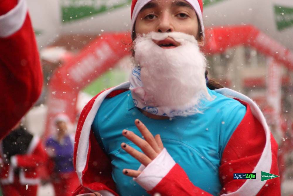 Galería de la Carrera de Papá Noel, entraeda en meta desde el minuto 27 al 37