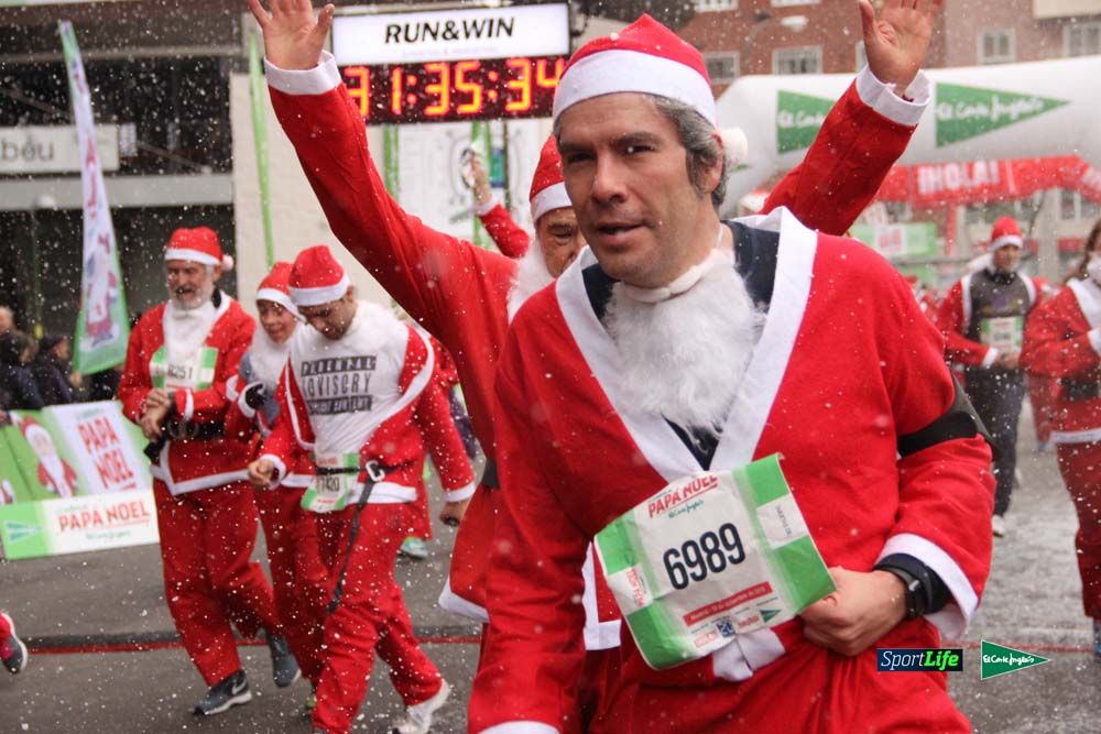 Galería de la Carrera de Papá Noel, entraeda en meta desde el minuto 27 al 37
