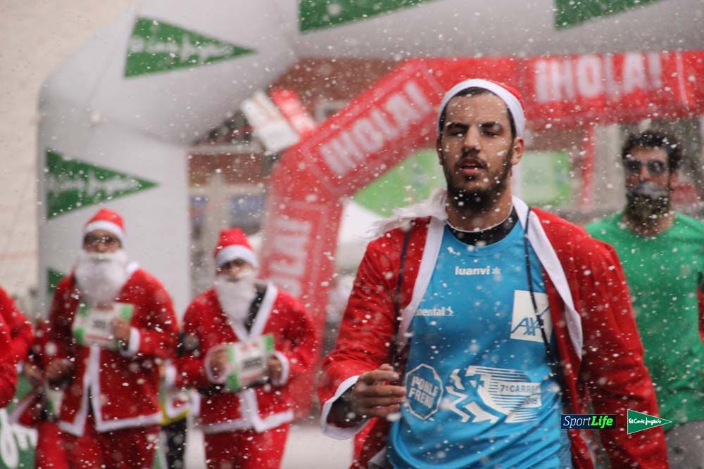 Galería de la Carrera de Papá Noel, entraeda en meta desde el minuto 27 al 37
