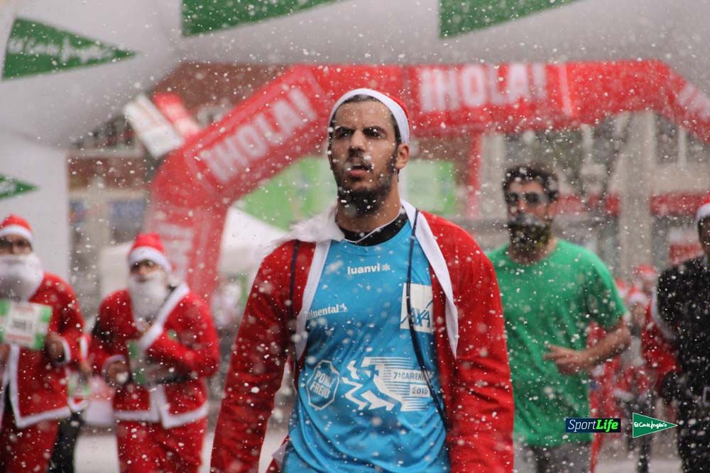 Galería de la Carrera de Papá Noel, entraeda en meta desde el minuto 27 al 37