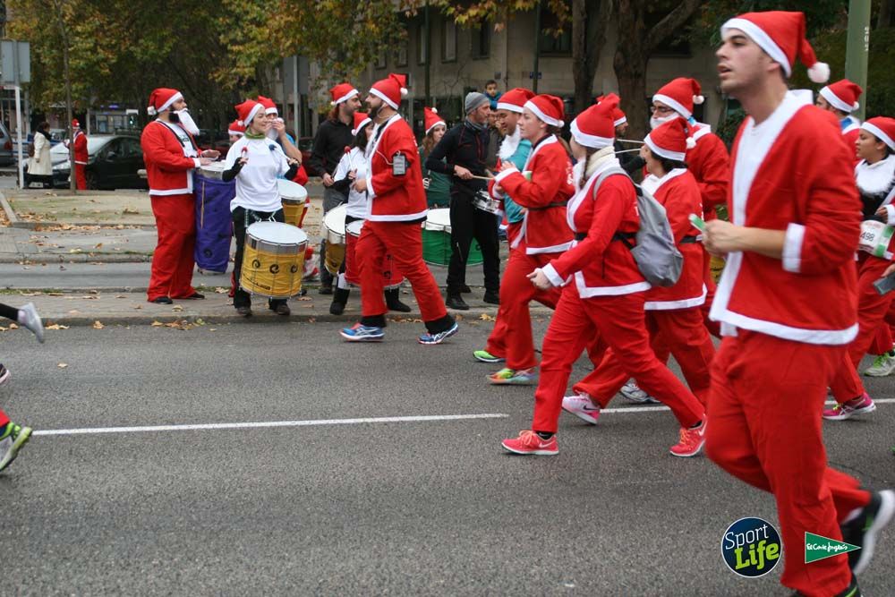 Carrera de Papá Noel, ambiente durante la carrera
