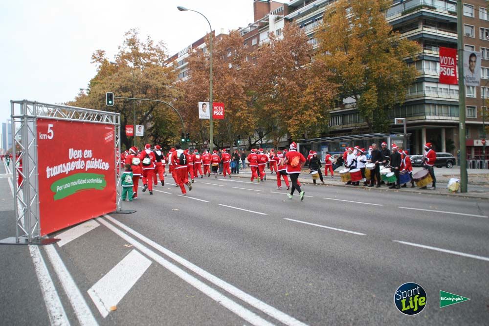 Carrera de Papá Noel, ambiente durante la carrera