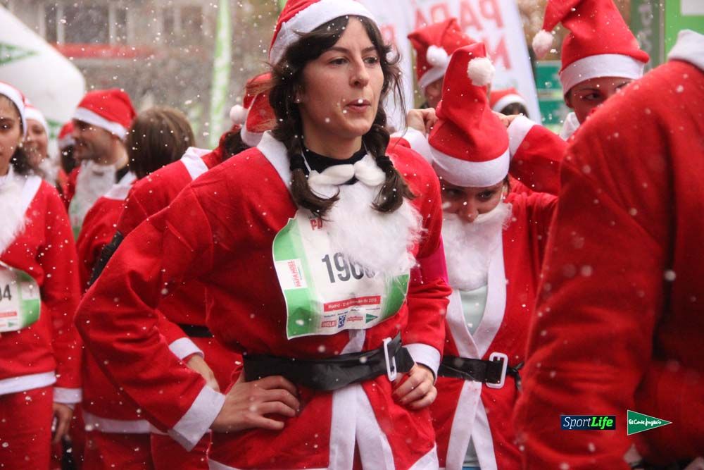 Carrera de Papá Noel, entrada en meta minuto 50 al 56