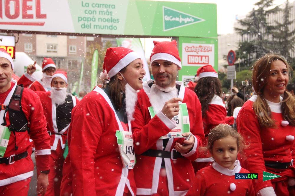 Carrera de Papá Noel, entrada en meta minuto 50 al 56