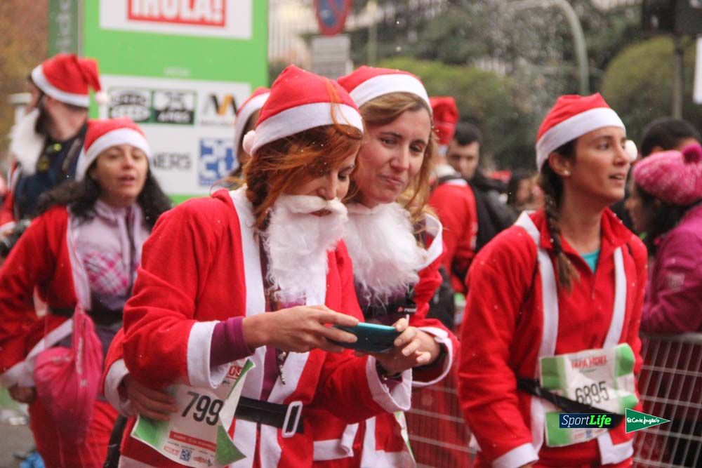 Carrera de Papá Noel, entrada en meta minuto 50 al 56