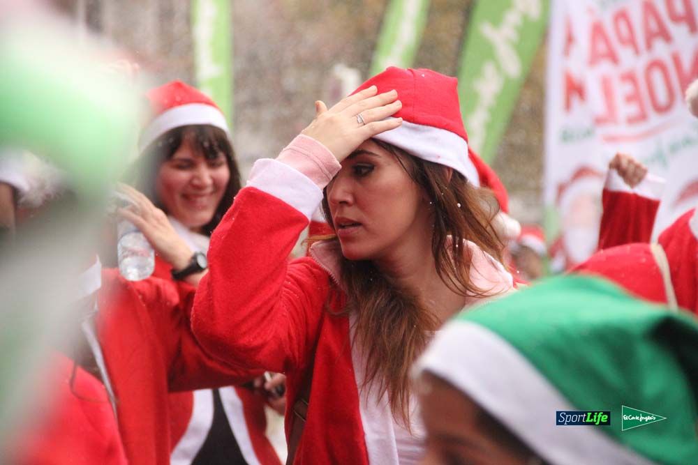 Carrera de Papá Noel, entrada en meta minuto 50 al 56