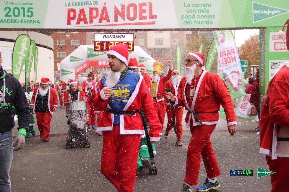 Carrera de Papá Noel, entrada en meta minuto 50 al 56