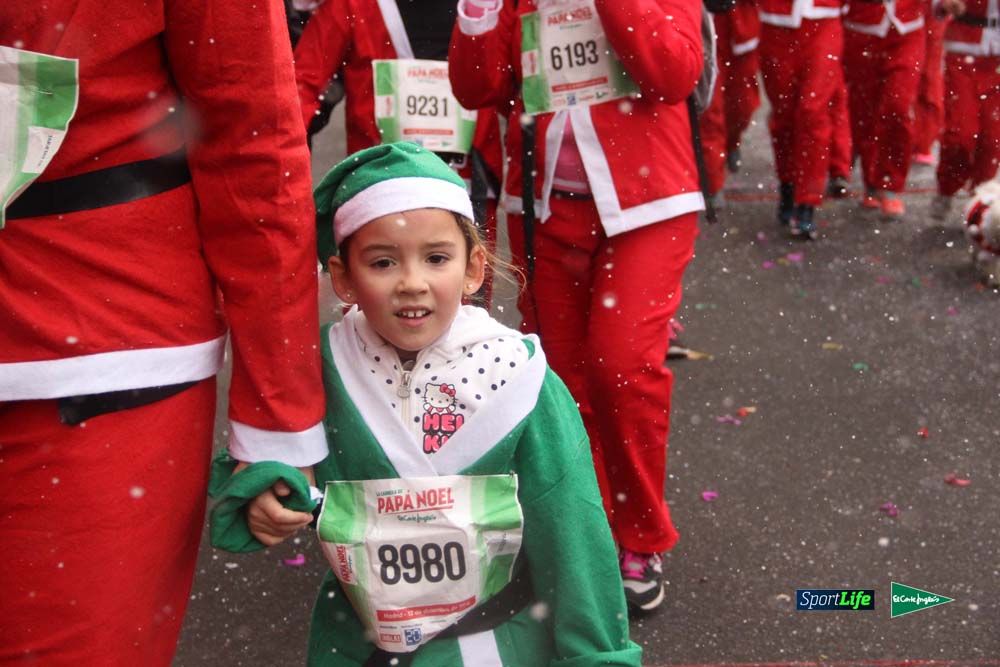 Carrera de Papá Noel, entrada en meta minuto 50 al 56
