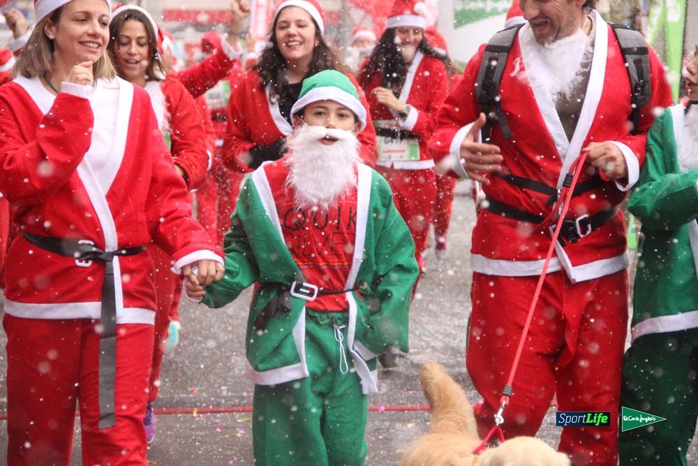 Carrera de Papá Noel, entrada en meta minuto 50 al 56