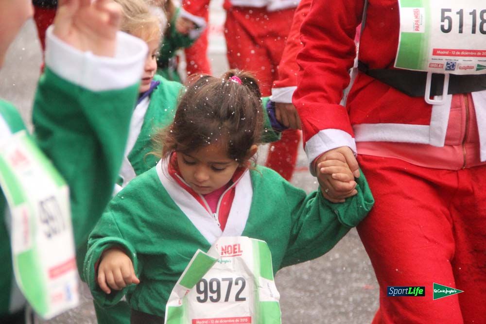 Carrera de Papá Noel, entrada en meta minuto 50 al 56