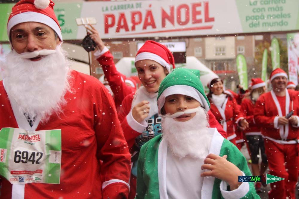Carrera de Papá Noel, entrada en meta minuto 50 al 56