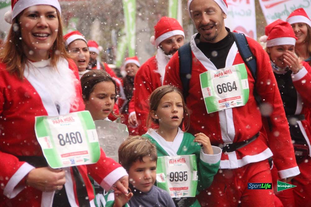 Carrera de Papá Noel, entrada en meta minuto 50 al 56
