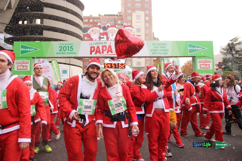 Carrera de Papá Noel, entrada en meta minuto 50 al 56