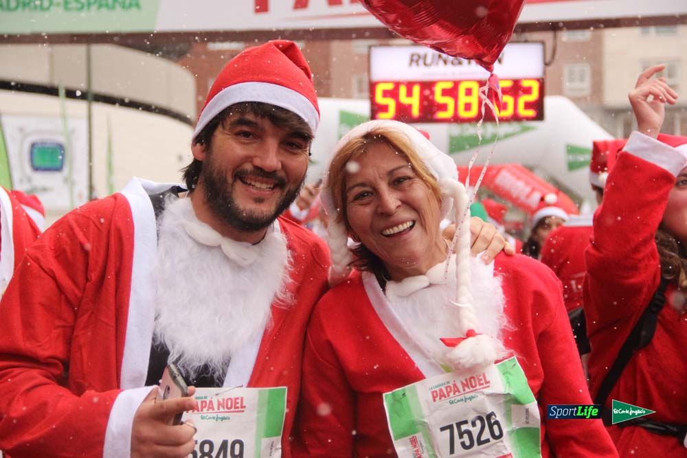 Carrera de Papá Noel, entrada en meta minuto 50 al 56