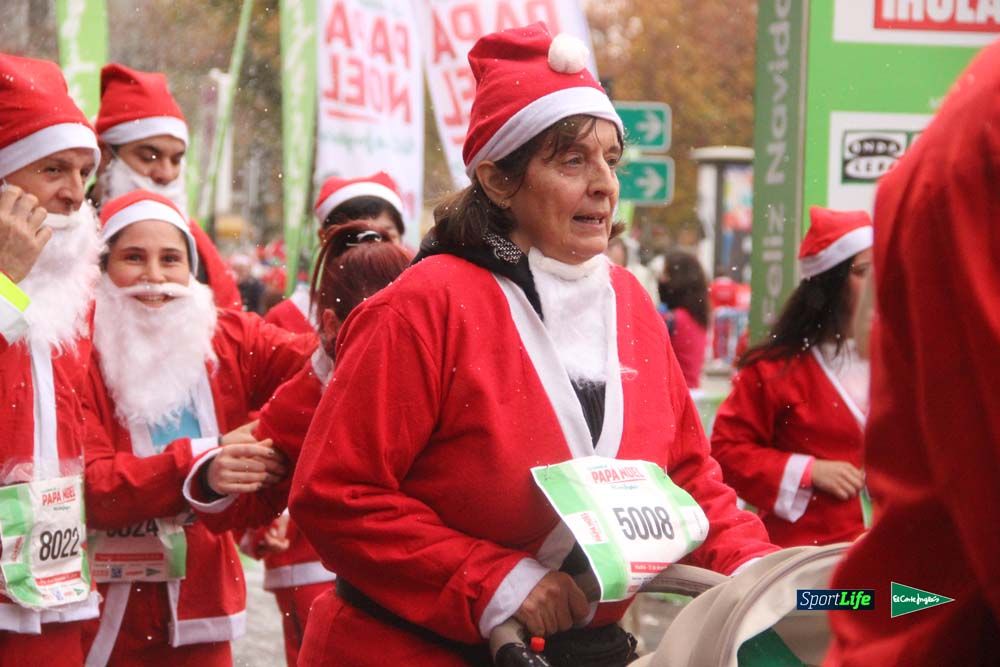 Carrera de Papá Noel, entrada en meta minuto 50 al 56