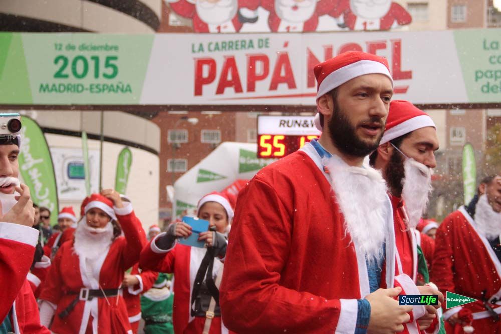 Carrera de Papá Noel, entrada en meta minuto 50 al 56