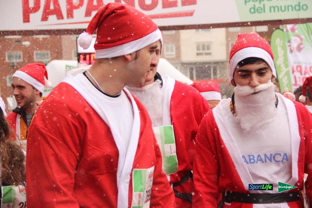Galería de la Carrera de Papá Noel, entrada en meta del minuto 44 al 50