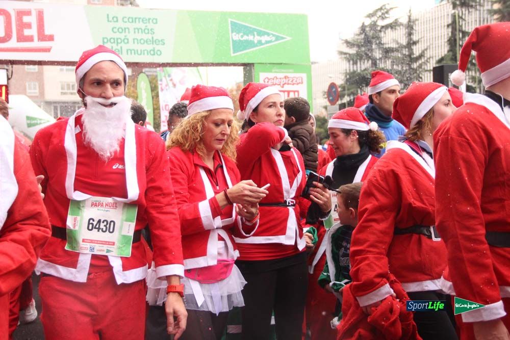 Galería de la Carrera de Papá Noel, entrada en meta del minuto 44 al 50