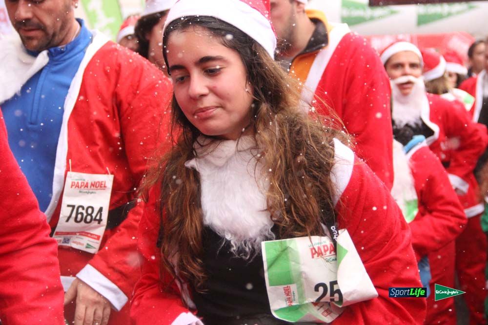 Galería de la Carrera de Papá Noel, entrada en meta del minuto 44 al 50