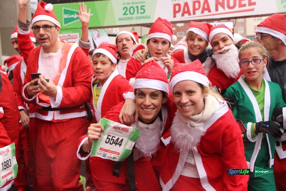 Galería de la Carrera de Papá Noel, entrada en meta del minuto 44 al 50