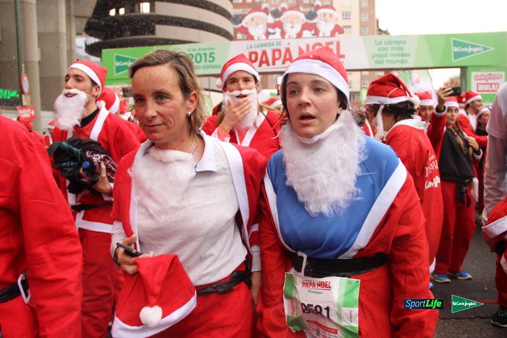 Galería de la Carrera de Papá Noel, entrada en meta del minuto 44 al 50