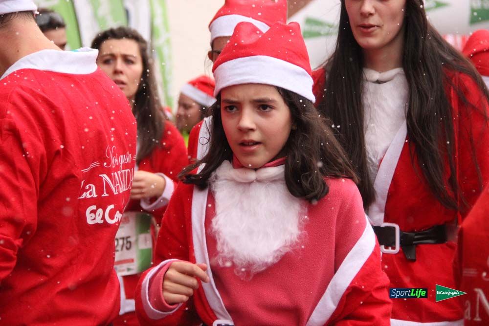 Galería de la Carrera de Papá Noel, entrada en meta del minuto 44 al 50