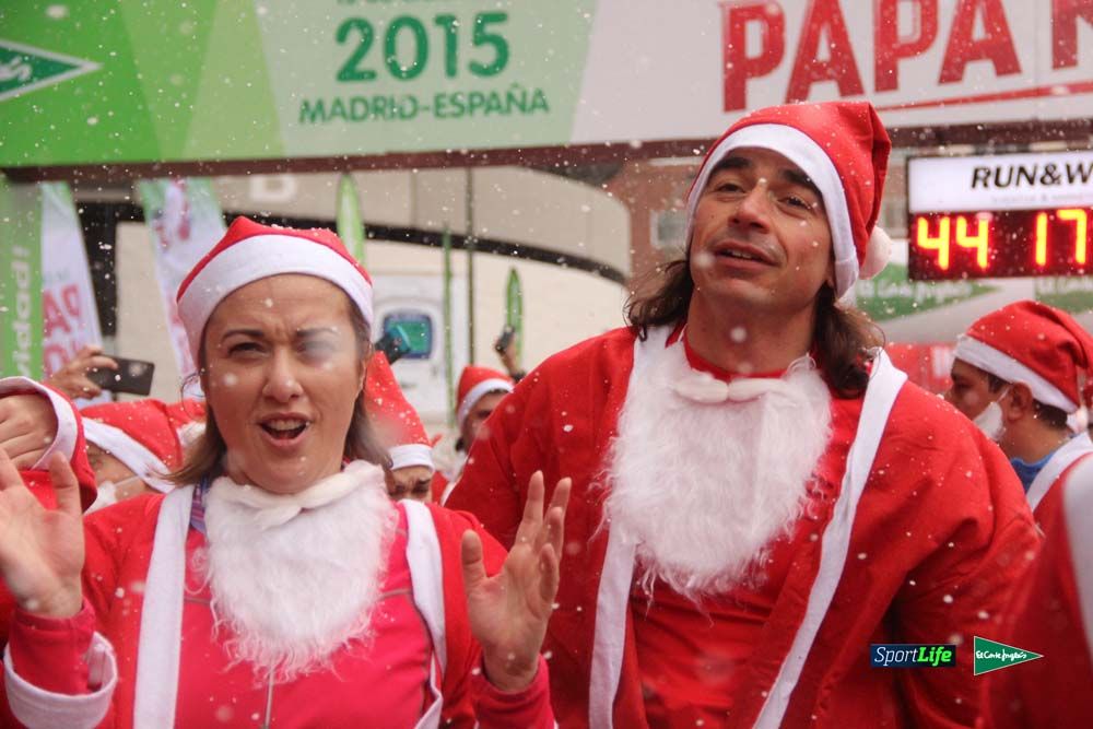 Galería de la Carrera de Papá Noel, entrada en meta del minuto 44 al 50