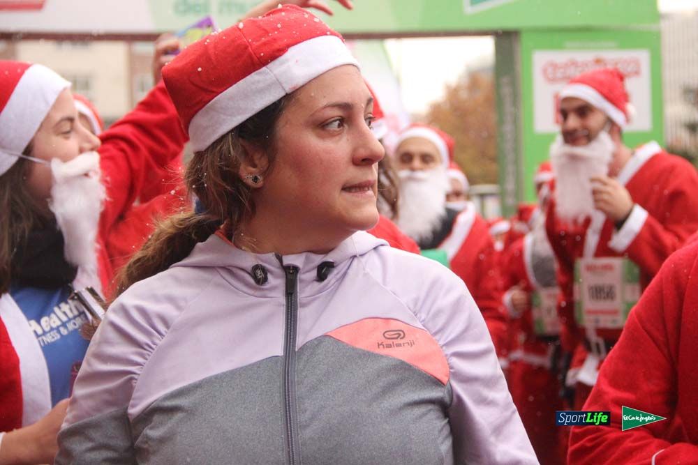 Galería de la Carrera de Papá Noel, entrada en meta del minuto 44 al 50