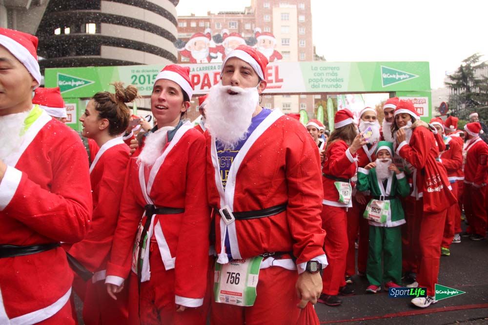 Galería de la Carrera de Papá Noel, entrada en meta del minuto 44 al 50