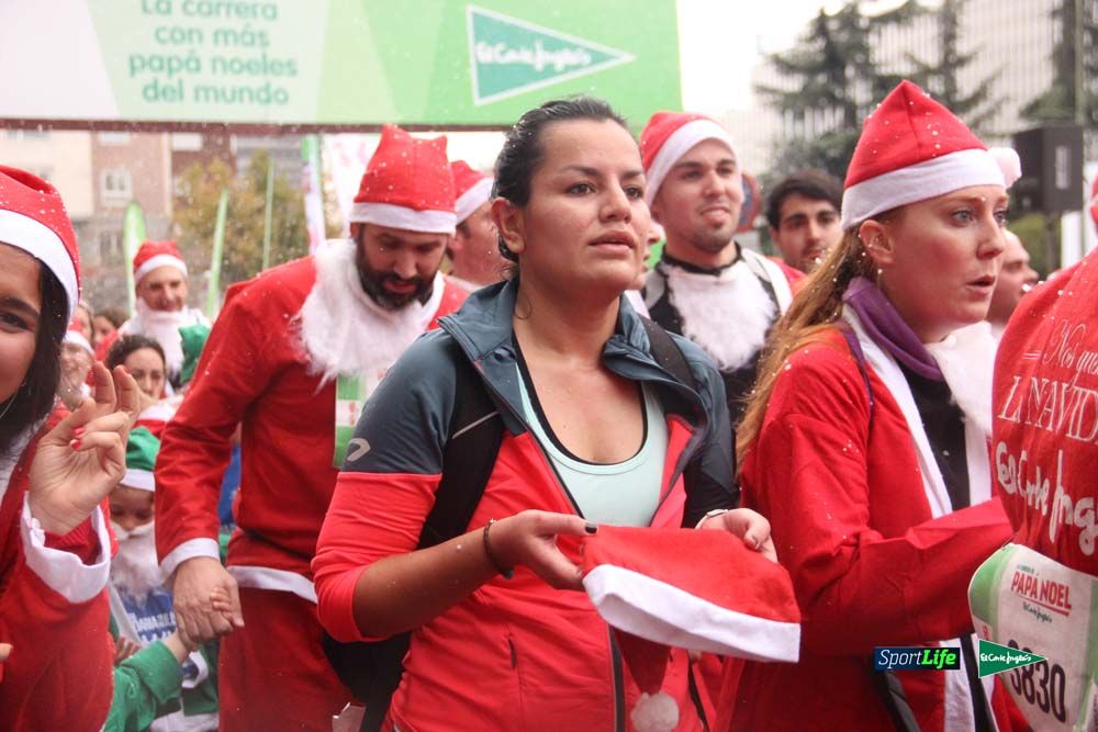 Galería de la Carrera de Papá Noel, entrada en meta del minuto 44 al 50