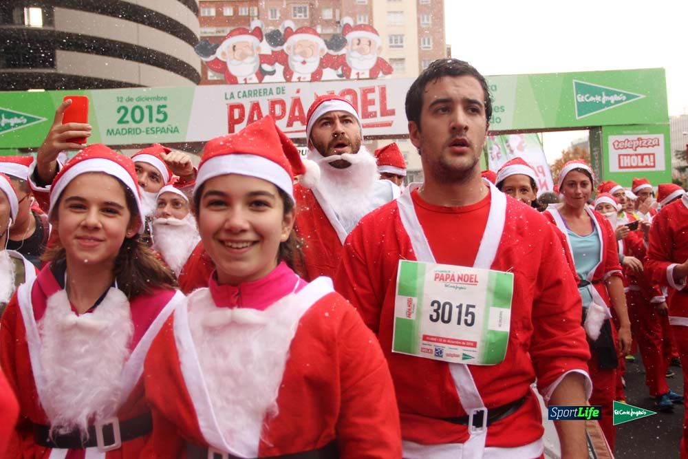 Galería de la Carrera de Papá Noel, entrada en meta del minuto 44 al 50