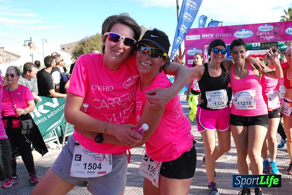 Carrera de la Mujer Valencia 2016: meta (0: 45 al 0:51)