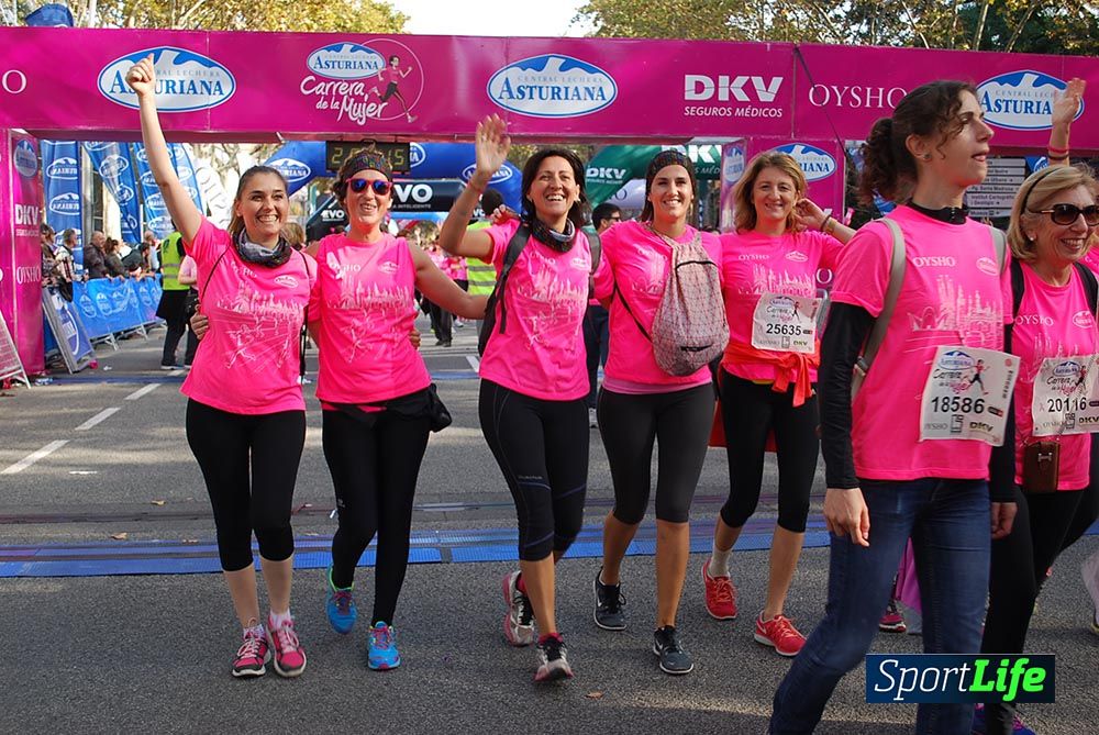 Galería Carrera de la Mujer Barcelona 2015  Arco derecho (2:04 a 2:08)