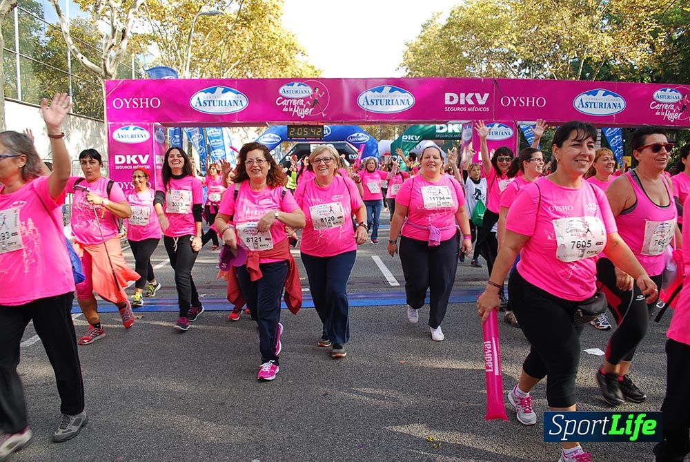 Galería Carrera de la Mujer Barcelona 2015  Arco derecho (2:04 a 2:08)