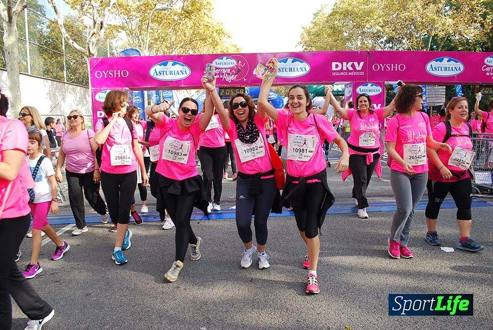 Galería Carrera de la Mujer Barcelona 2015  Arco derecho (2:04 a 2:08)