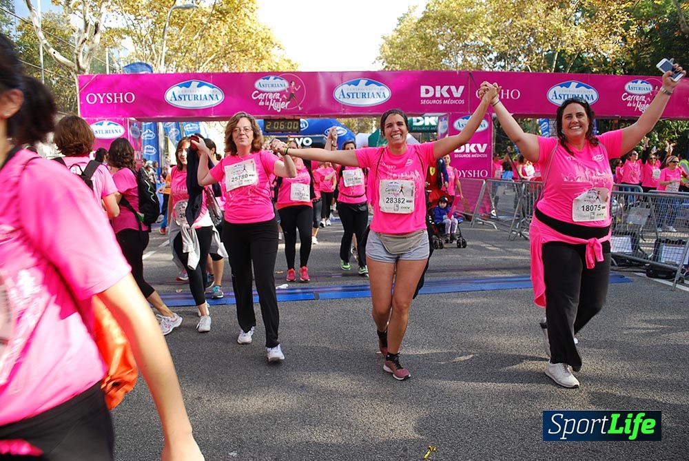 Galería Carrera de la Mujer Barcelona 2015  Arco derecho (2:04 a 2:08)